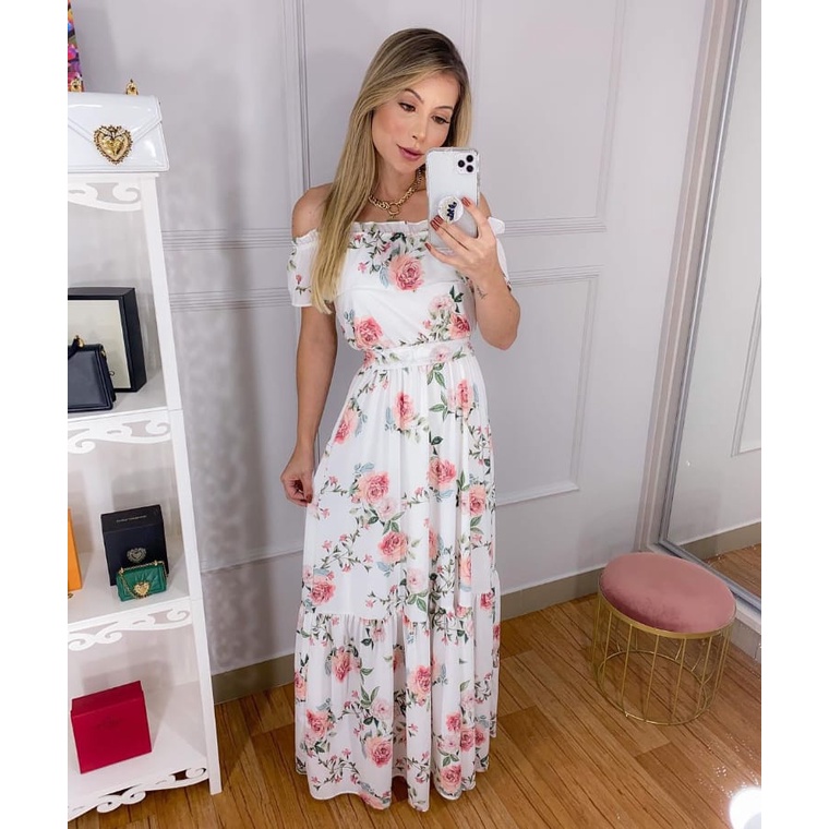 Vestido branco com store flores