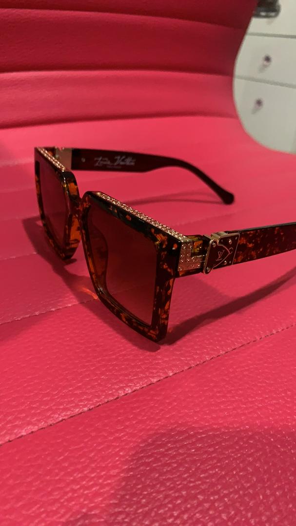 Oculos Sol Quadrado louis vuitton Unissex - queridinho do momento PROMOCAO