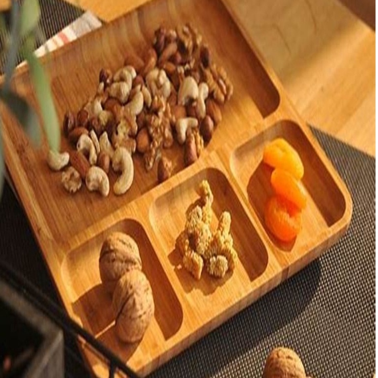 Bandeja Petisqueira De Madeira Quadrado Com 4 Divisória