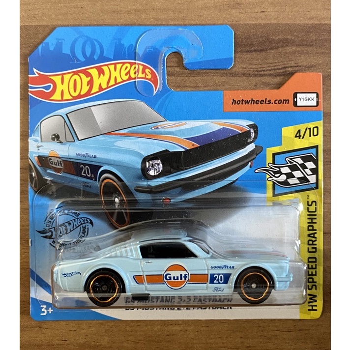 Carrinho Hot Wheels 65 Mustang Fastback Amarelo 2020 em Promoção na  Americanas