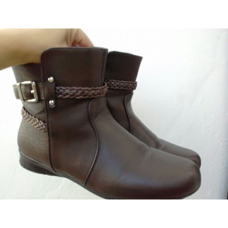 Bota mooncity best sale cano baixo