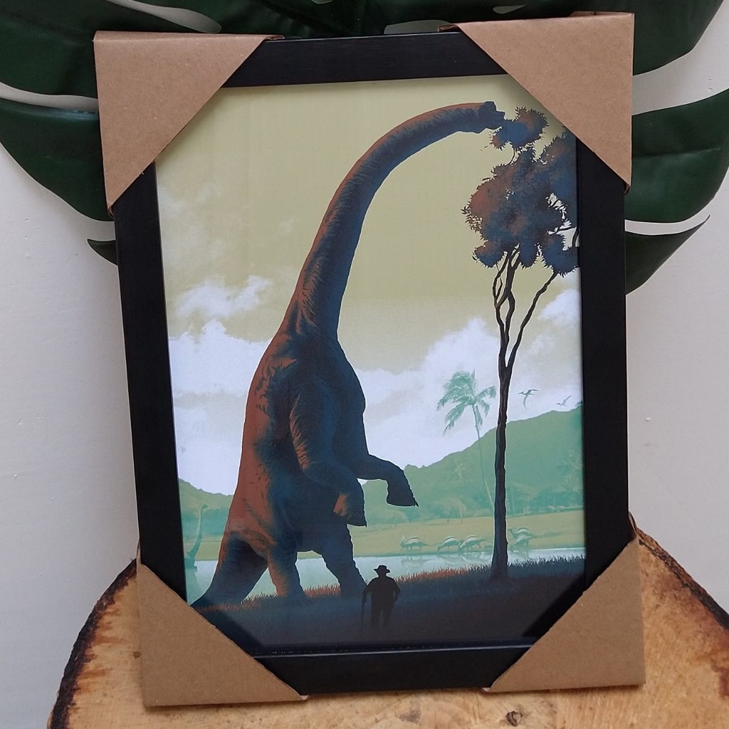 Quadro decorativo com moldura e vidro Jurassic Park Dinossauro filme vintage pôster
