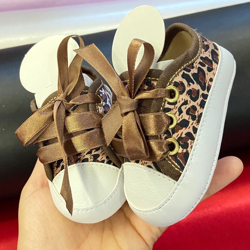 Tênis Sapatinho Bebê All Star Baby Menina Onça Oncinha Cadarço Cetim Sapato para Bebê Saída de Maternidade RN Para Customização Pronta Entrega