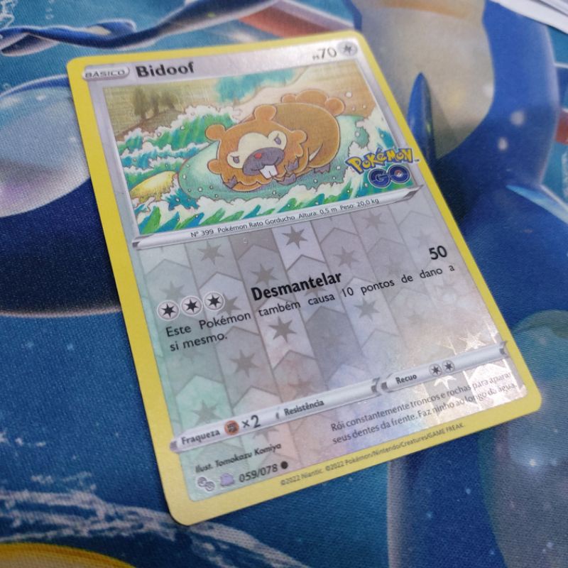 Mostrando minhas cartas de Pokémon Go 