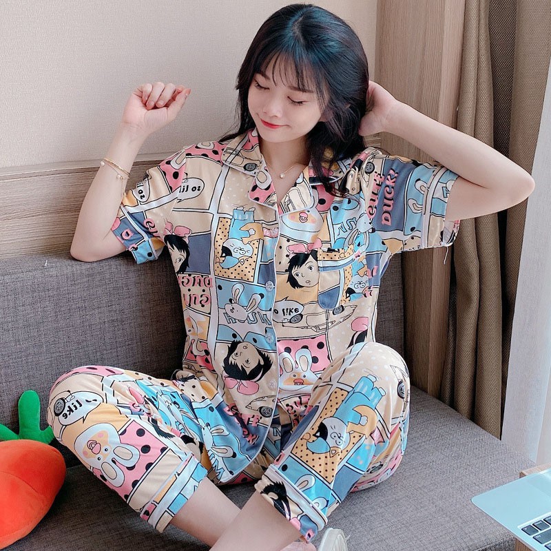 Design PNG E SVG De Personagem De Anime Fofo Em Um Pijama Macacão