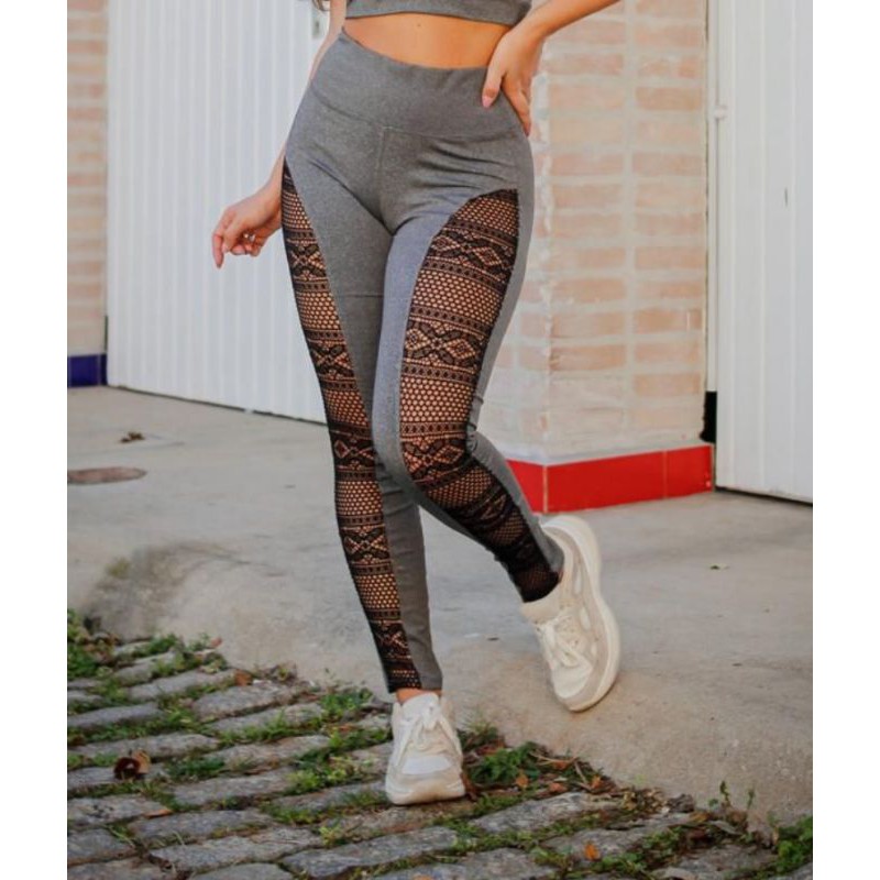 calça legging com renda . calça feminina:calça leg: calça academia:calça  treino:calça