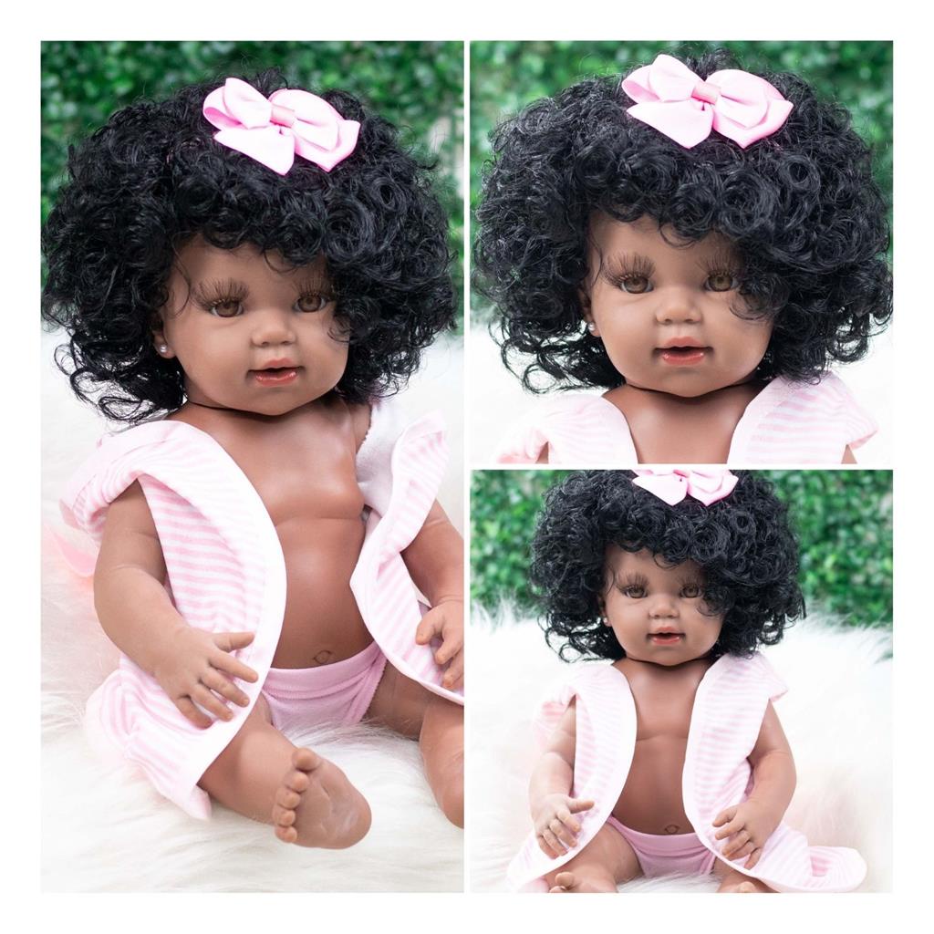Boneca Bebê tipo Reborn morena cabelos cacheados
