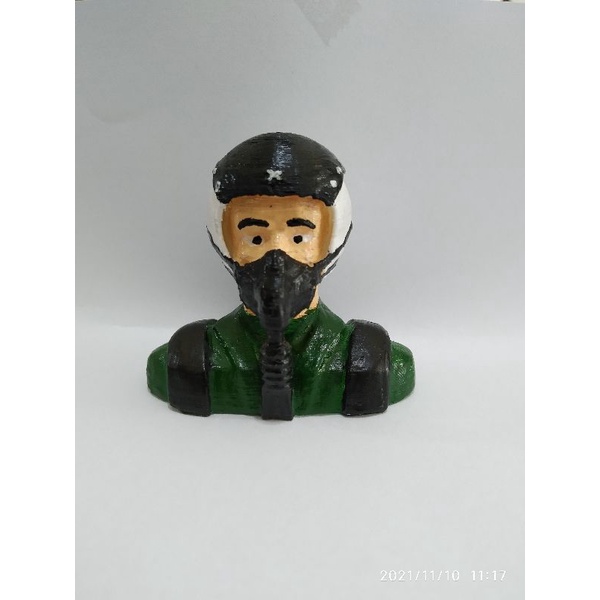 Piloto de aeromodelo ou automodelo impresso em 3D Bruto sem pintura ou com pintura