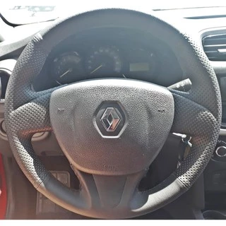 capa de volante costurada sandero/logan/duster 2015+