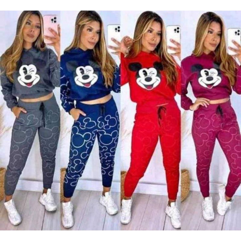 Conjunto de store moletom feminino mickey