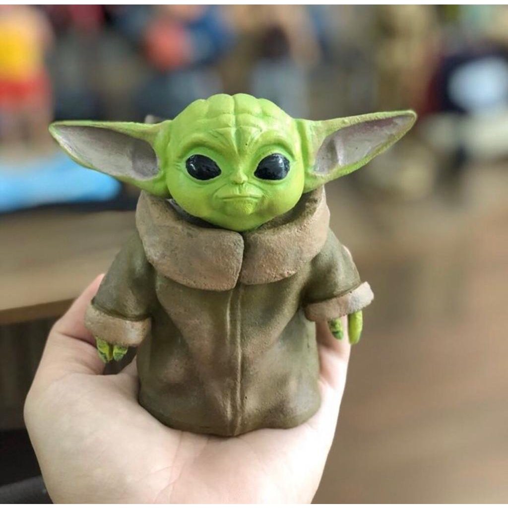 MINIATURA BABY MESTRE YODA 12CM STAR WARS (RESINA)