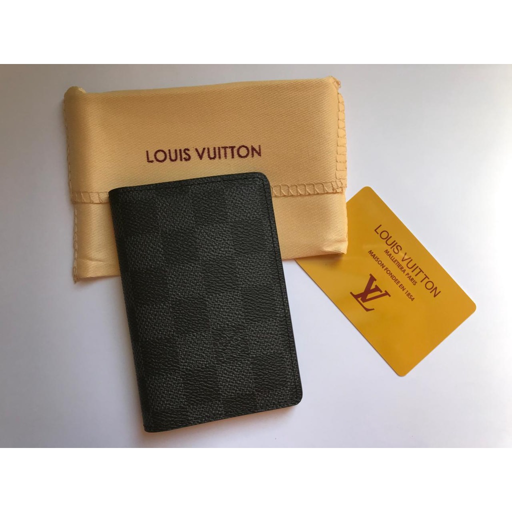 Carteira Porta Cartões Louis Vuitton Monogram Black - LLebu: A melhor  experiência de Luxo online do mundo!