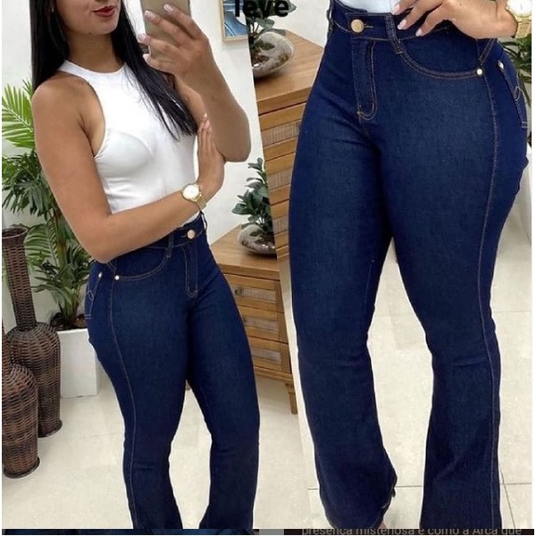 Qual blusa combina store com calça jeans