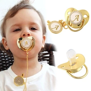 Chupeta De Bebê Com Letra Inicial Dourada Corrente Bico De Silicone BPA Free em Oferta na Shopee