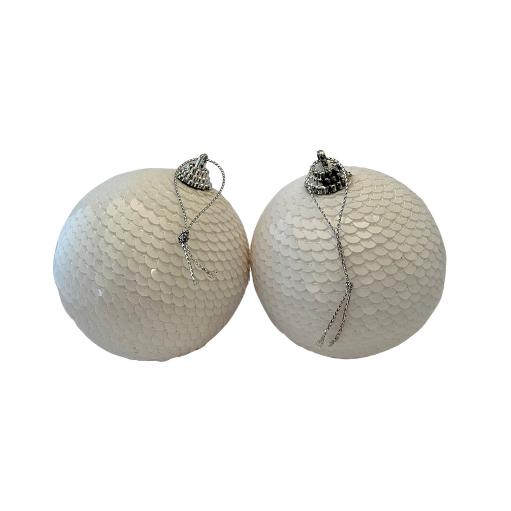 Bola de Natal Decorada Com Lantejoulas Brancas 8cm - 2 Unidades