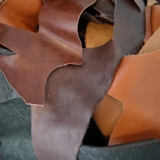 Retalho de couro - preto e marrom - 5kg