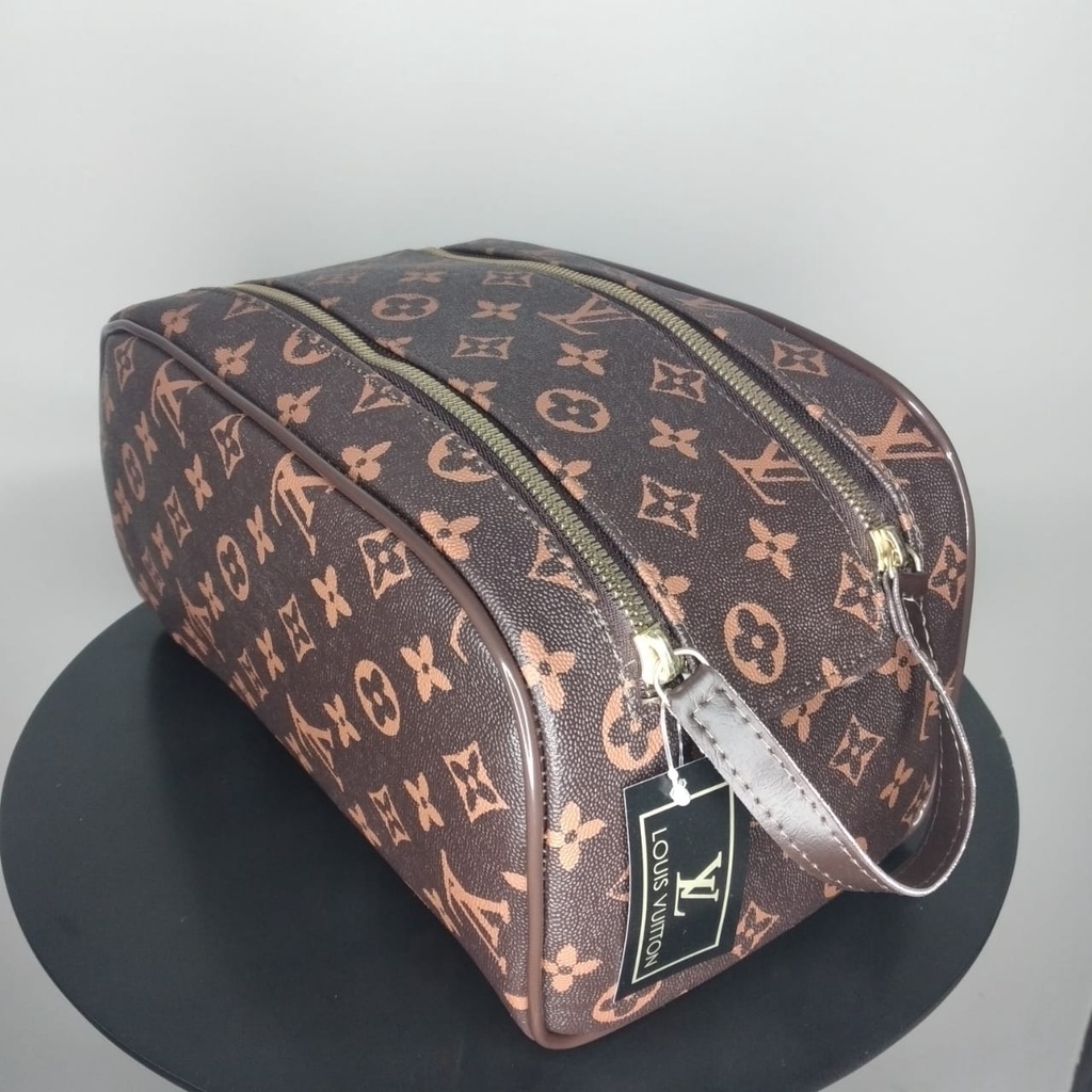 Necessaire Louis Vuitton - Bolsas, malas e mochilas - Centro, São