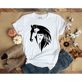 Camiseta Feminina T Shirt Cowgirl Country Penas Cavalo CS05