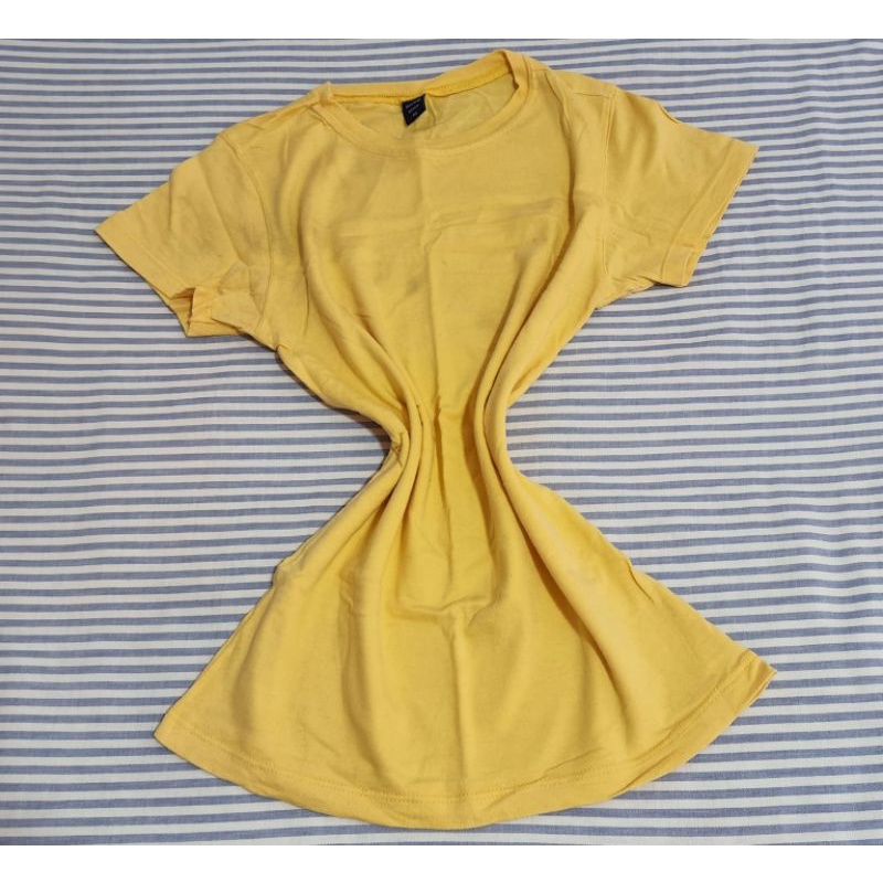 Blusa feminina amarela tamanho P, de marca, bazar, brechó, desapego,  garimpo, desapegando, boho, vintage, retrô, shein