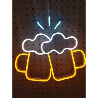 Placa luminosa em neon de led CANECA DE CERVEJA 35 cm largura x 35 cm altura