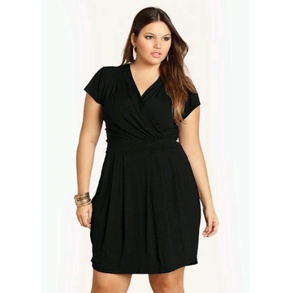 Gordinha de best sale vestido colado