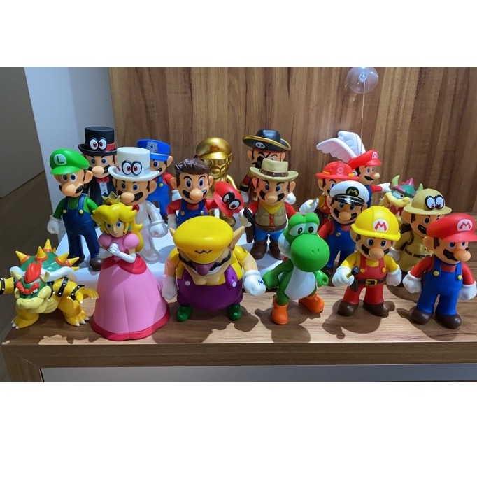 Action figure deals super mario