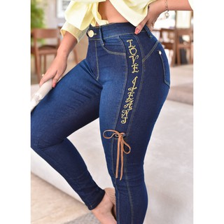 Calça Jeans Feminina Cós Alto Cordinhas Bordado Love Jeans