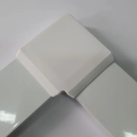 Canto Arremate Para Janela De Alumínio Em Nylon Branco 4 Pç