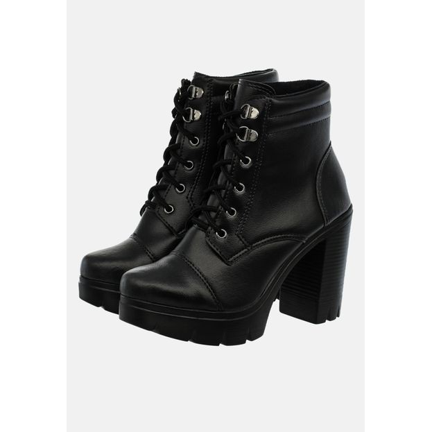 Bota preta best sale cano curto feminina