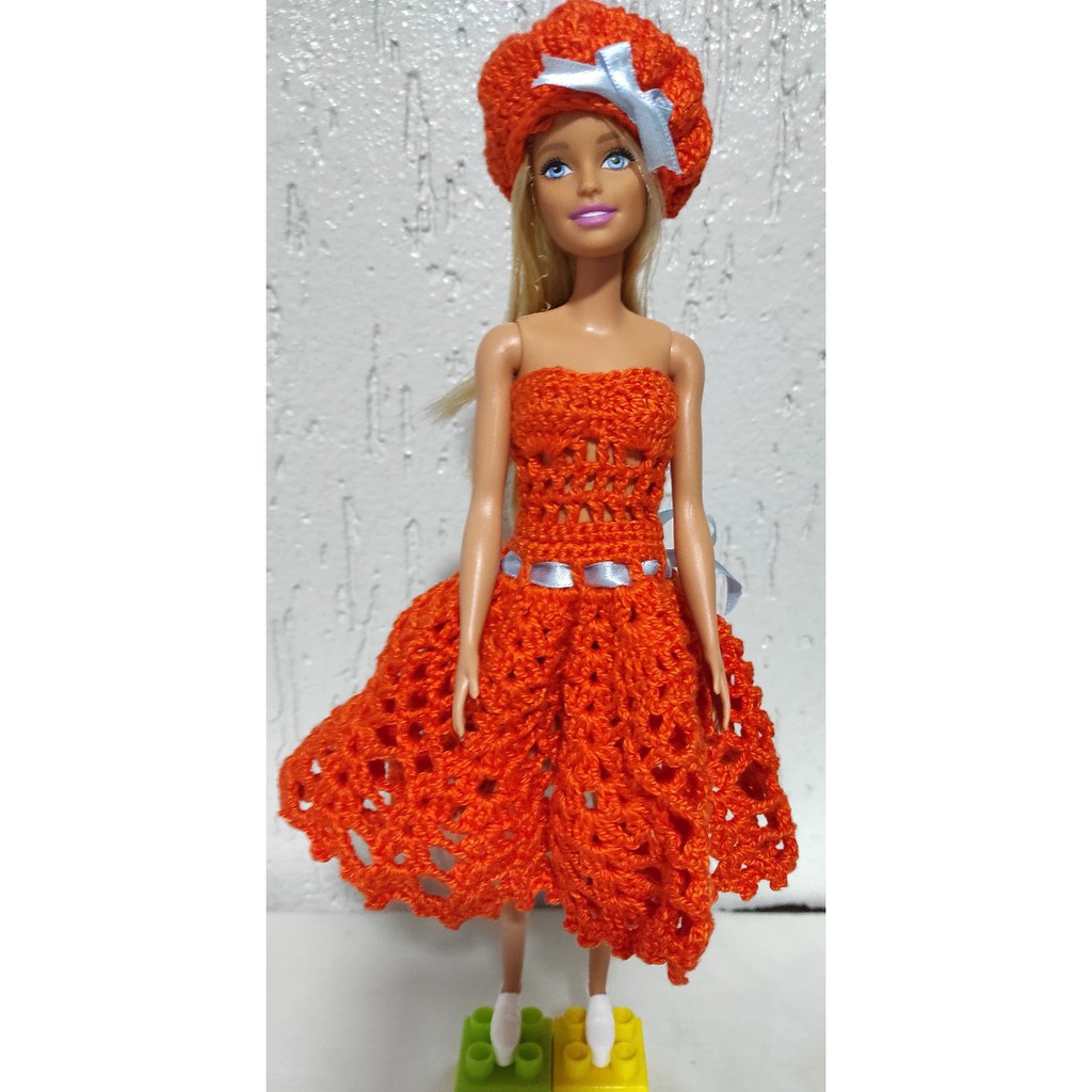 Roupa para best sale barbie de crochê