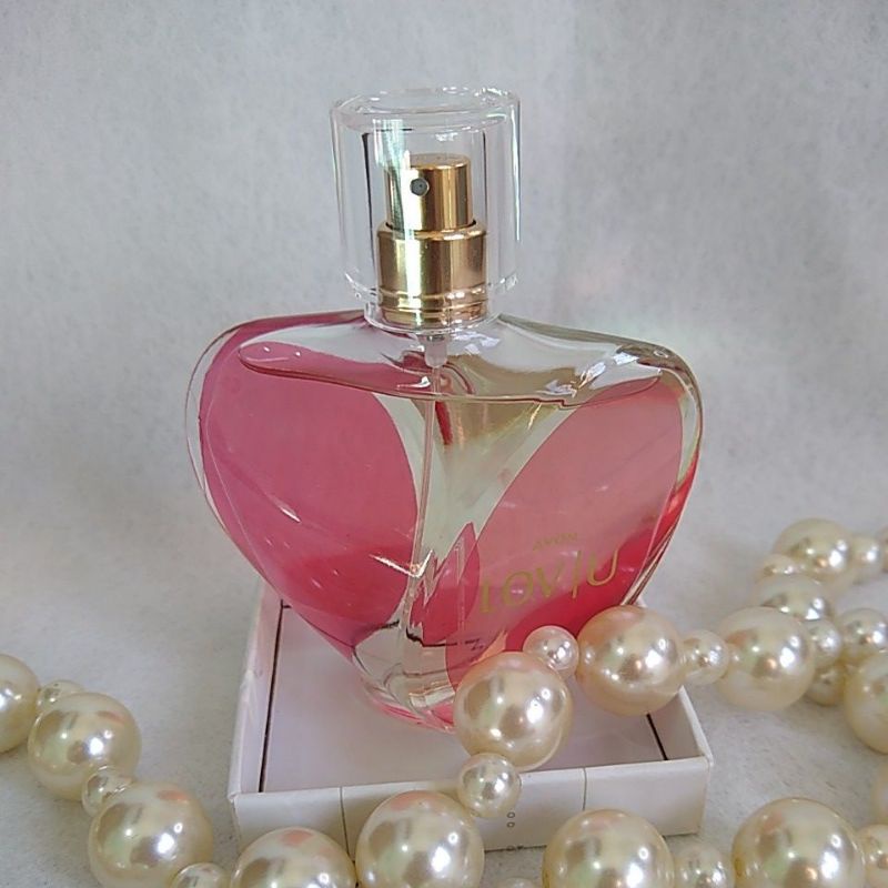 Perfume Deo Parfum Feminino LoveIu Avon 75ml em Promoção na Americanas