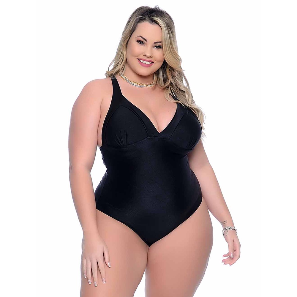 Maiô preto hot sale plus size