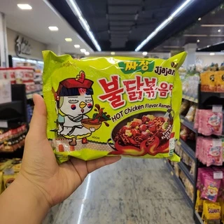 Macarrão Instântaneo Coreano Hot Chicken (Frango Apimentado) Ramen Sabor Jjajang 140g - Pacote