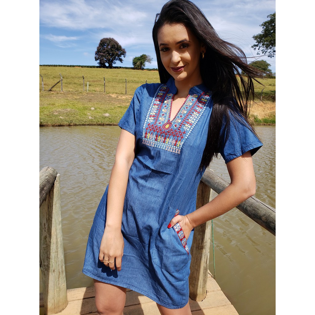 Vestido jeans com store bordado