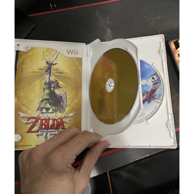 Nintendo Wii Gold Remote + Zelda Skyward Sword 25th Special Edition – Boxed Set, Used