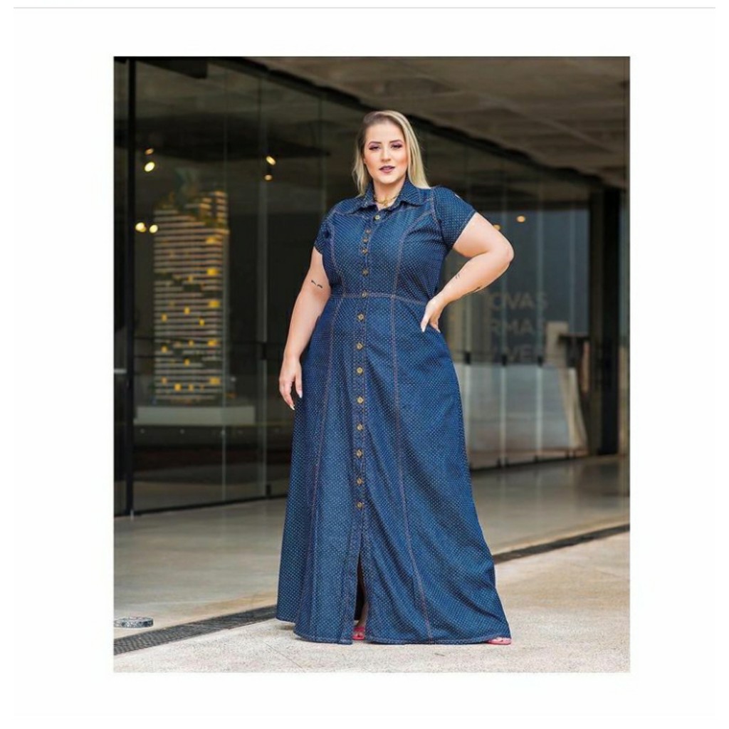 Vestido Longo com Botões e Bolso na Frente Plus Size Jeans