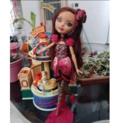 boneca ever after high Briar Beauty básica (relançada) - Escorrega