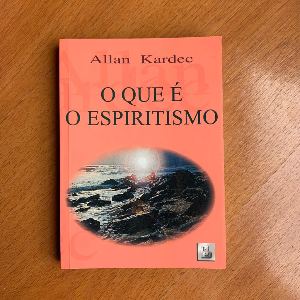 Livro O que é Espiritismo - Allan Kardec | Shopee Brasil