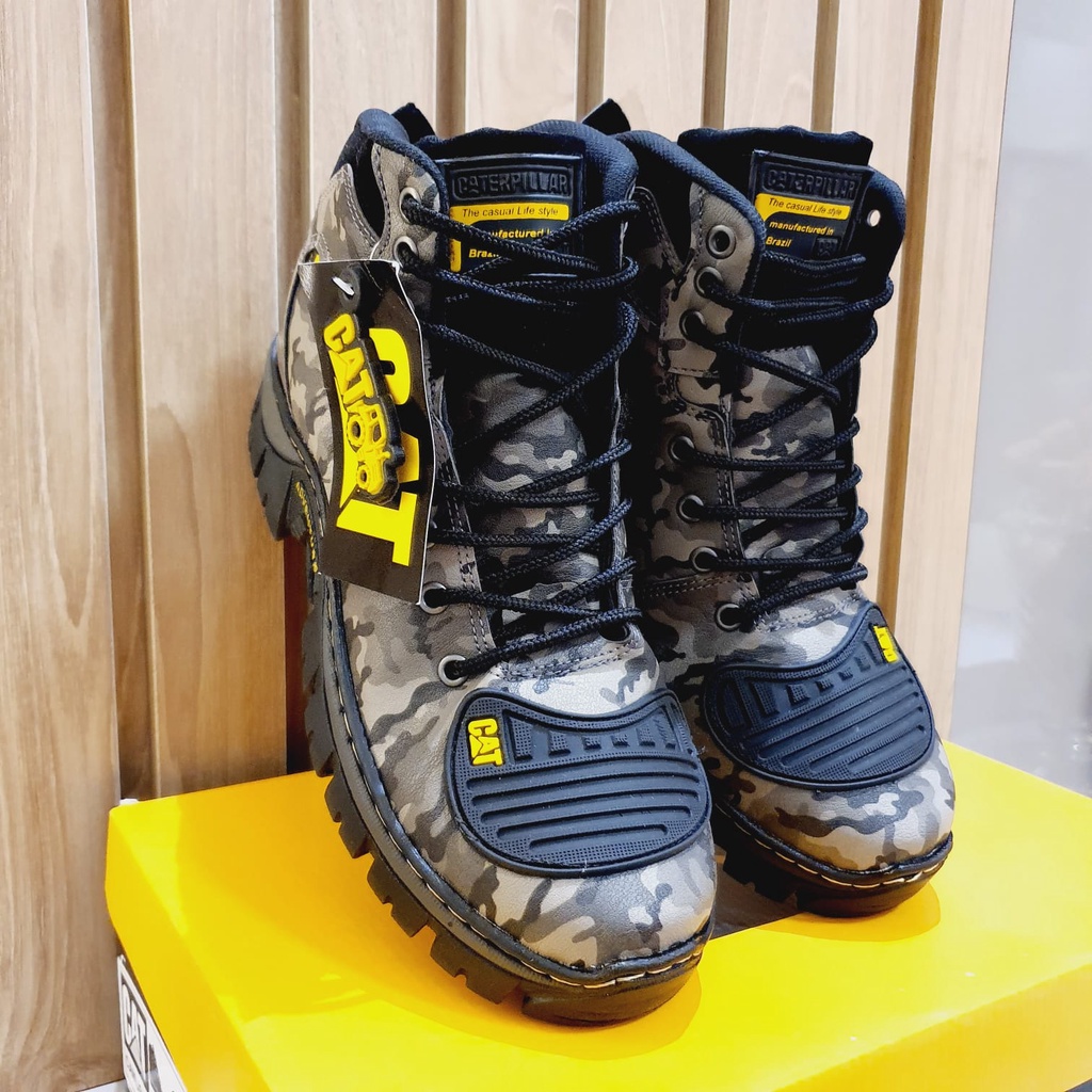 Botas hot sale caterpillar camufladas