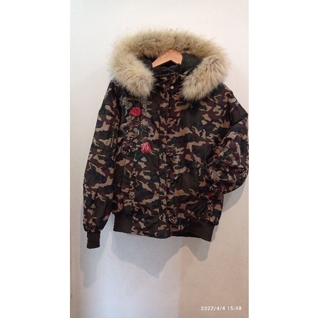 Casaco best sale camuflado zara