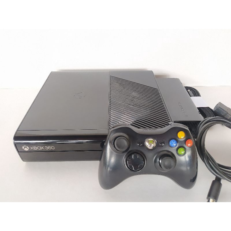Xbox 360 Super Slim 500GB (+ 7 Jogos inclusos originais