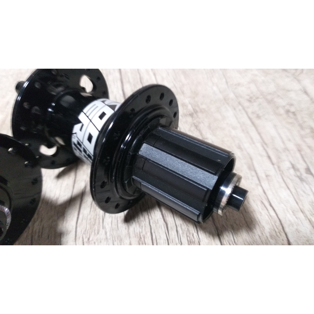 Par de Cubo / Cubos Koozer XM490 Alumínio 32 Furos Super Leve Bike