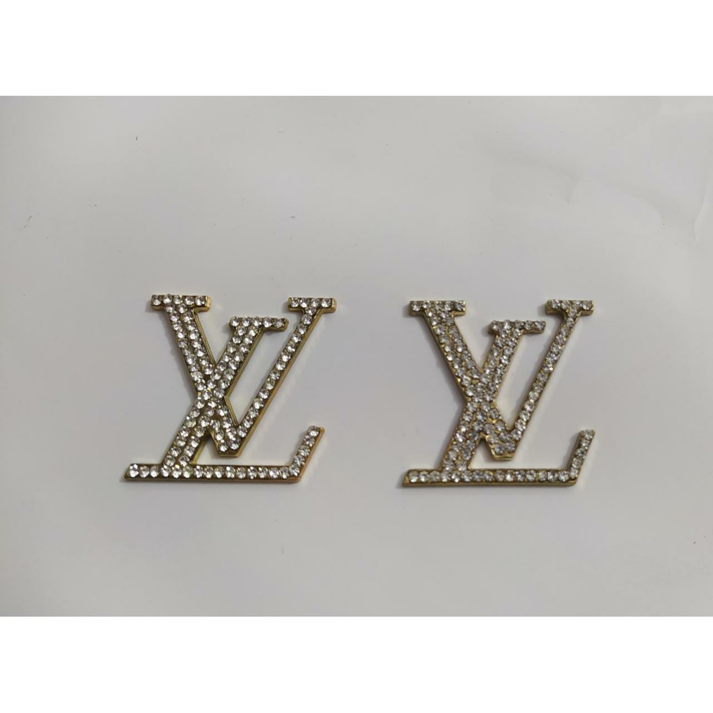 Kit 12 Apliques Emblemas para Roupas Luis Vuitton em Metal com Strass  Patches Pronta Entrega Vendedor Local - Entrega Rápida