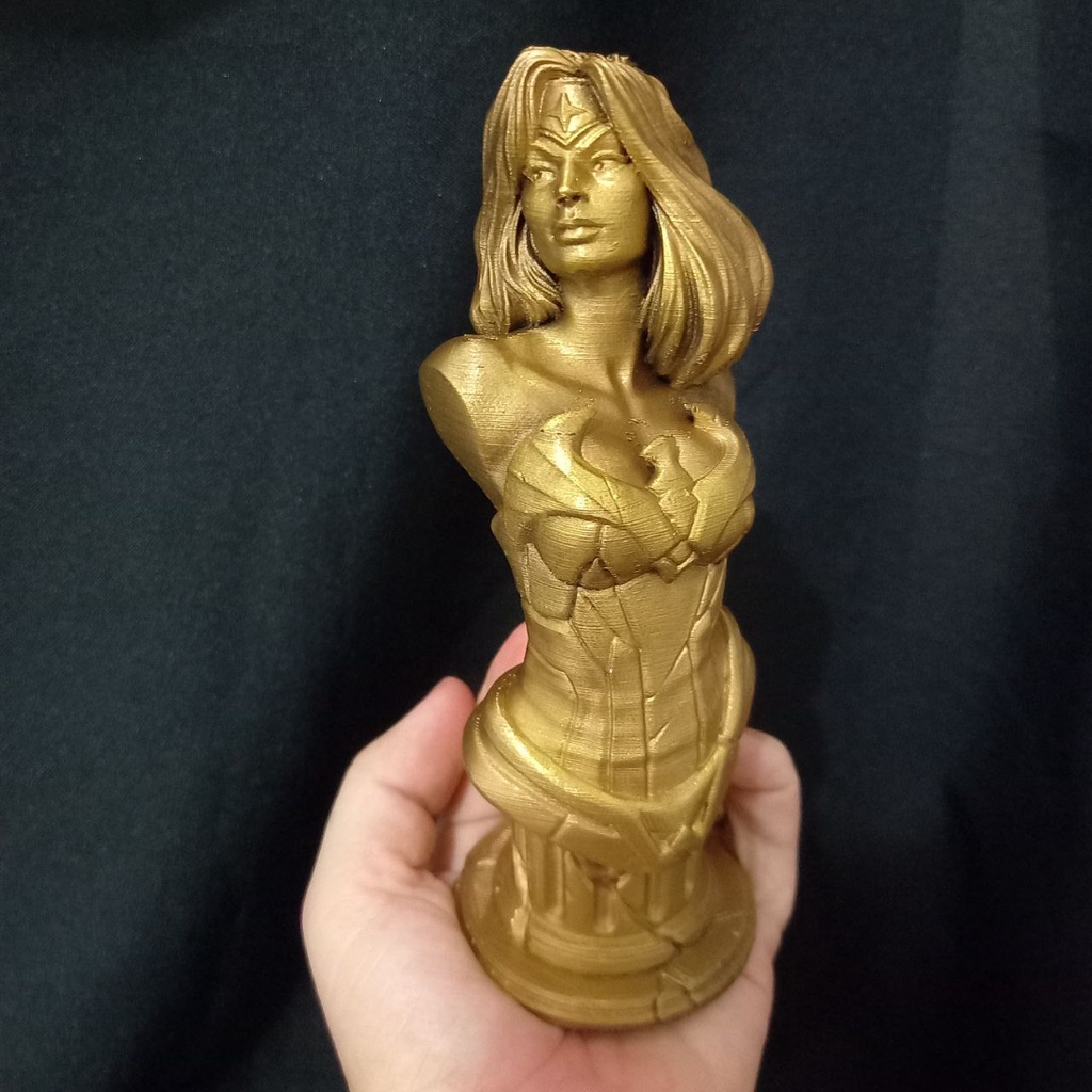 Estatua Mulher Maravilha Busto 15cm - Wonder Woman Estatua 15cm - Estatua DC