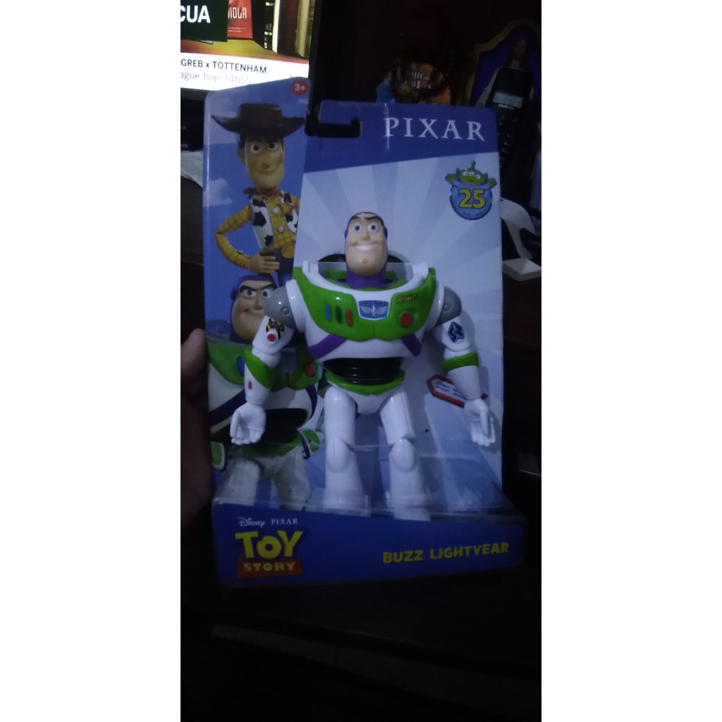 Action figure buzz clearance lightyear