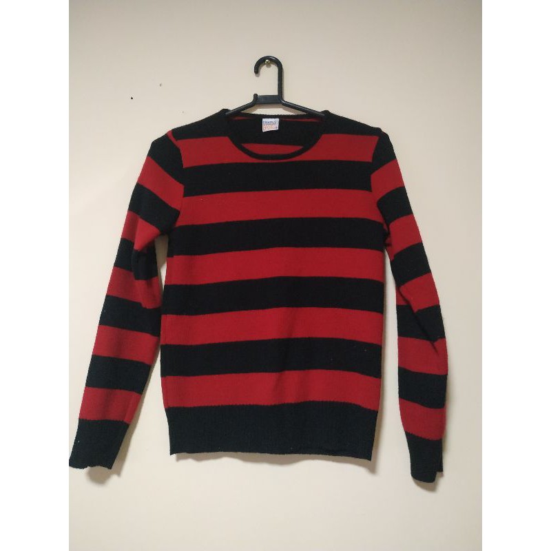 tricô blusa camisa listrada vermelho e preta