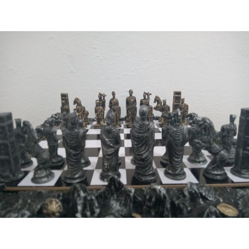 jogo de xadrez temático medieval Romano modelo 2