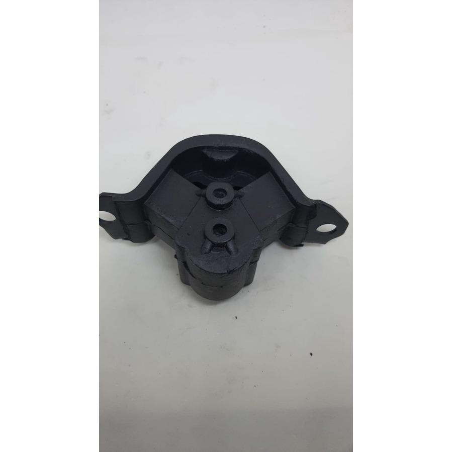 Coxim do motor Dianteiro Corsa 94/ Celta/ Prisma/ Agile 04743 AUT677 ...