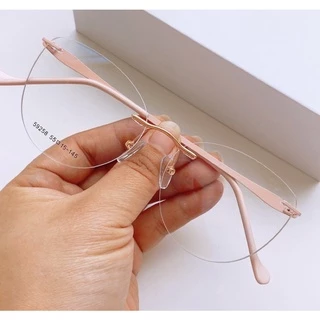 Armação Parafusada Três peças Feminina com seu grau/Lentes Policarbonato Anti Reflexo.