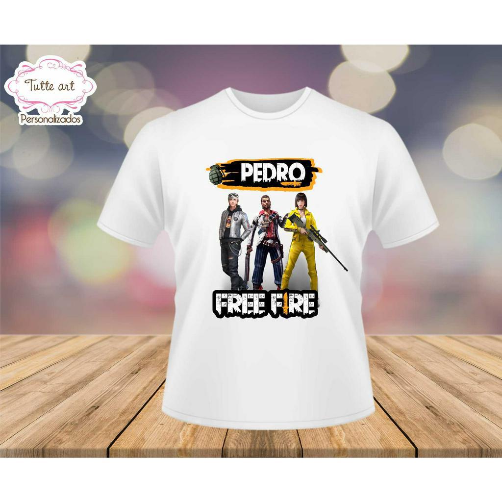 Você que joga Free fire e tem uma equipe, já pensou em ter uma camiseta  personalizada com o escudo, o nome, as c…